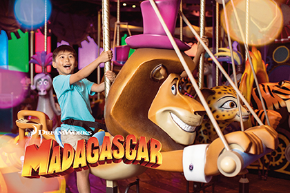 MOTIONGATE™ Dubai Attraction Melman Go Round